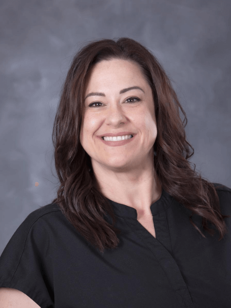 Stephanie's headshot.